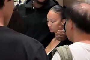 扬眉吐气的一场！杰伦·格林曾用中文说：风雪压我两三年